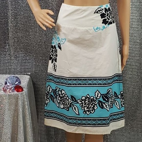 Sky/Navy Blue + White Floral Skirt - Picture 1 of 3